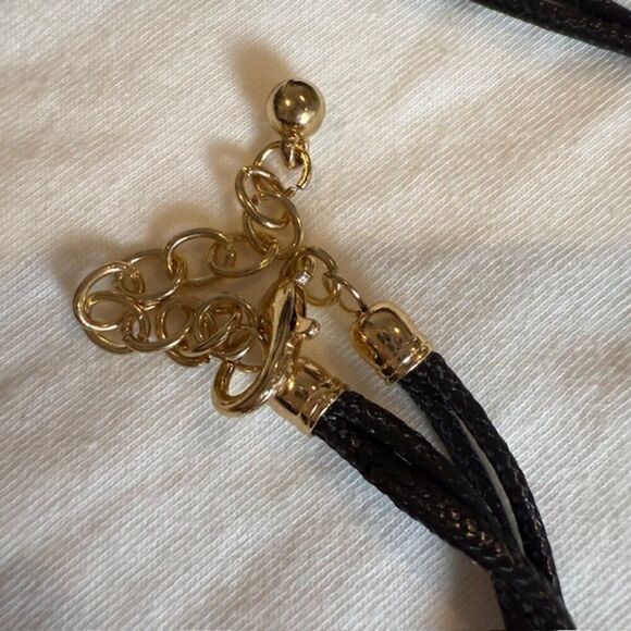 NWT Dragonfly Statement Necklace and Earrings Set Multicolor w/Gold Tone - Picture 7 of 8